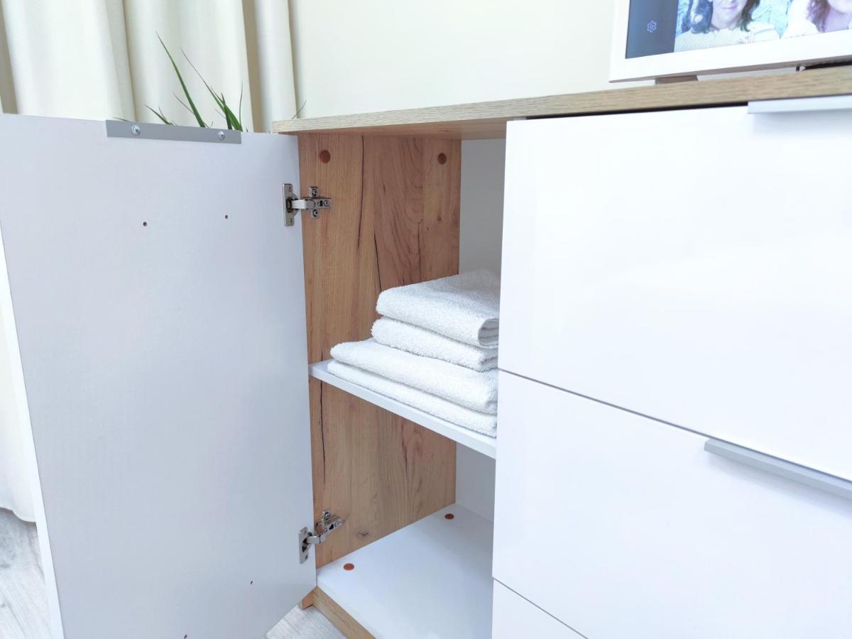 "Well-Being" Popular Among Business Person Apartment Lviv Ngoại thất bức ảnh
